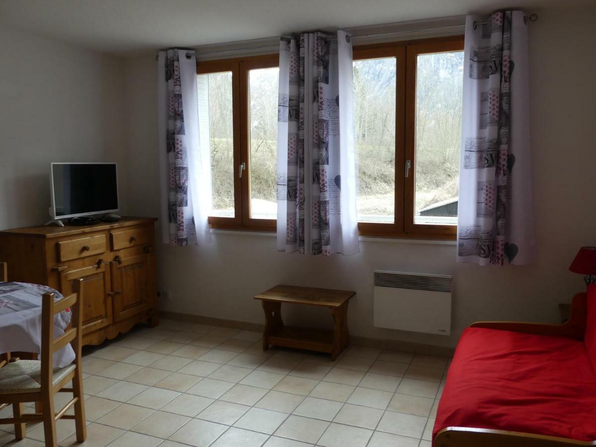 Apartamento Les Lys Orangés Le Bourg-dʼOisans Exterior foto