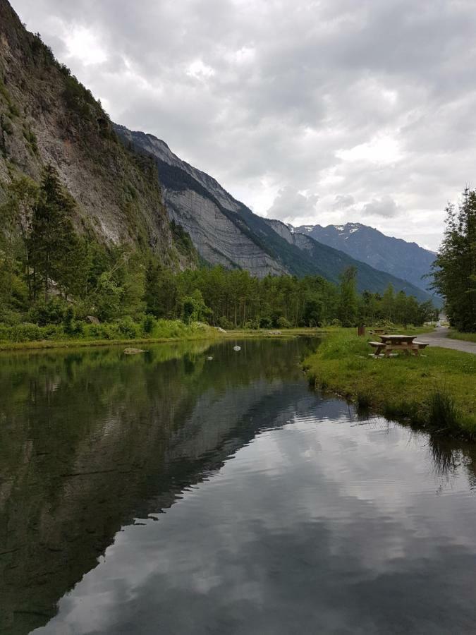 Apartamento Les Lys Orangés Le Bourg-dʼOisans Exterior foto
