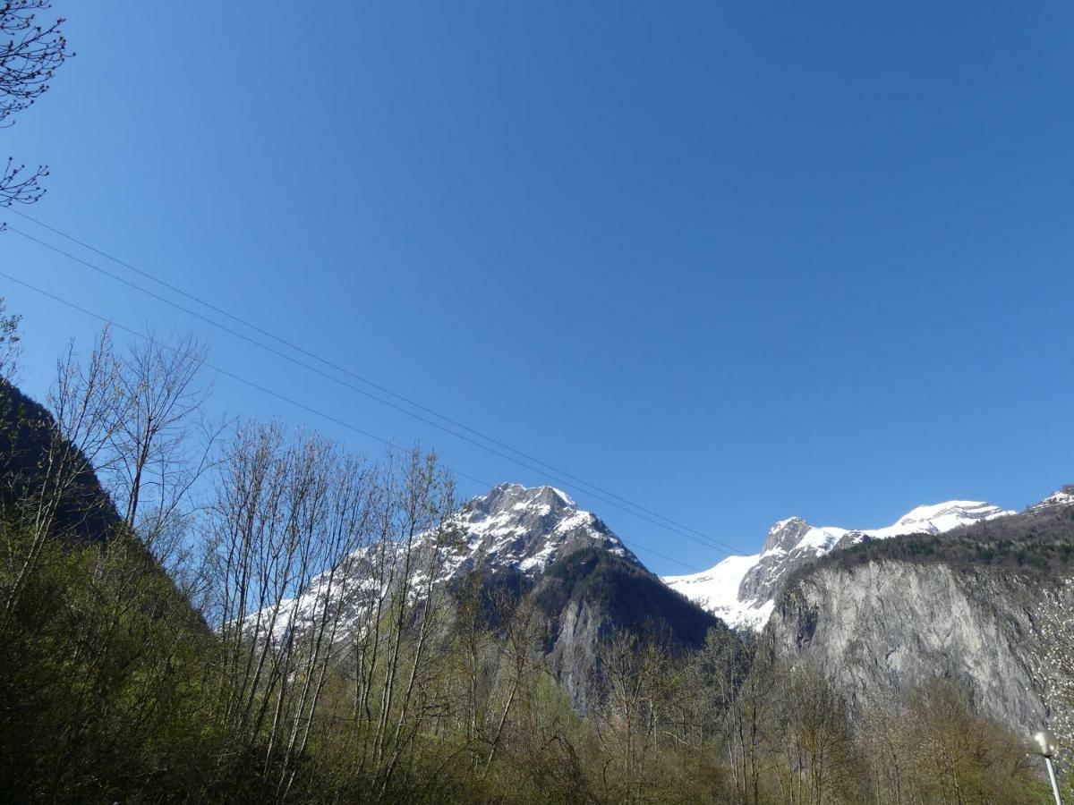 Apartamento Les Lys Orangés Le Bourg-dʼOisans Exterior foto